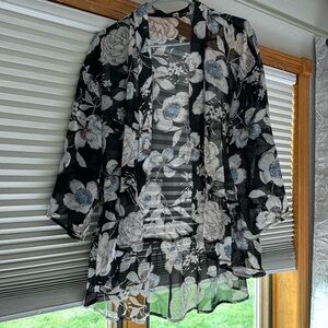 Women’s Floral Kimono